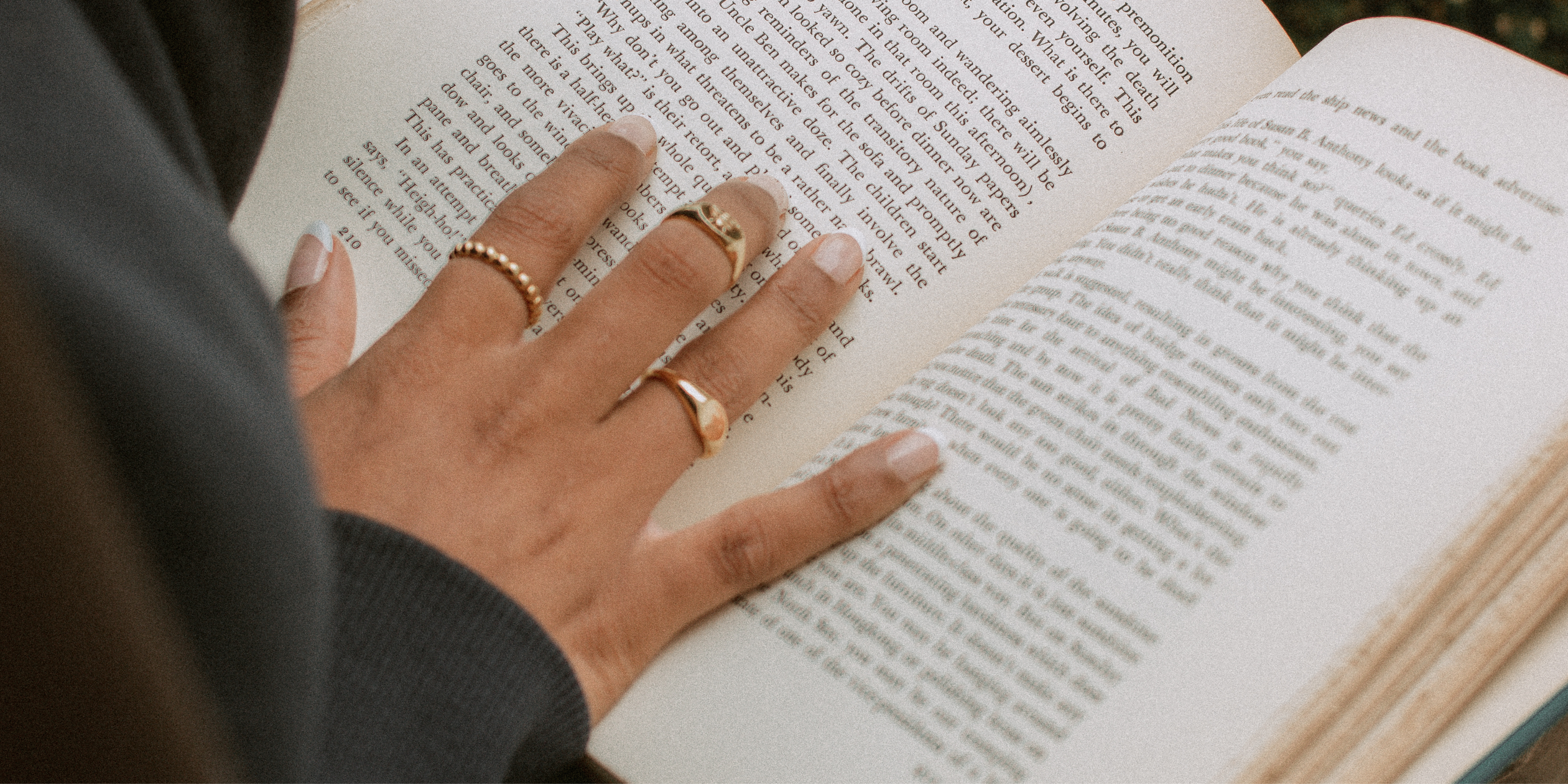 4 x mental health books to untangle your mind in hard times